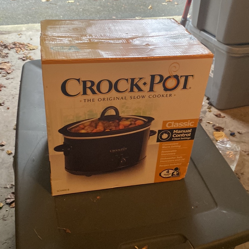 Small Croc-Pot - Picture 2 of 7